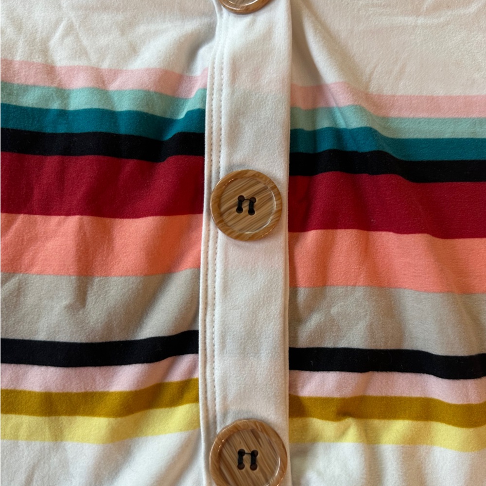Multi-Colored Crop with Buttons - Picture 5 of 5